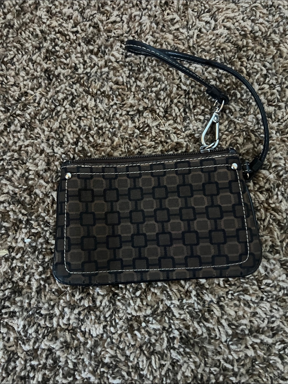 Nine West Brown & Black Geometric Wristlet